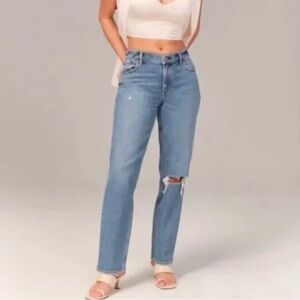ABERCROMBIE & FITCH Curve Love 90s Straight Low Rise Jeans Medium Wash